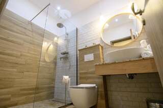 Отели типа «постель и завтрак» Amethyst Совата Номер с кроватью размера «queen-size» и балконом-3