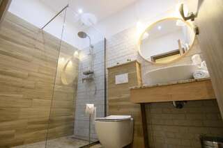 Отели типа «постель и завтрак» Amethyst Совата Номер с кроватью размера «queen-size» и балконом-8